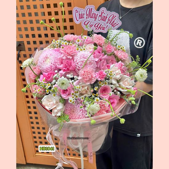 Bó hoa chúc mừng tone hồng kiểu bó tròn - HB1061