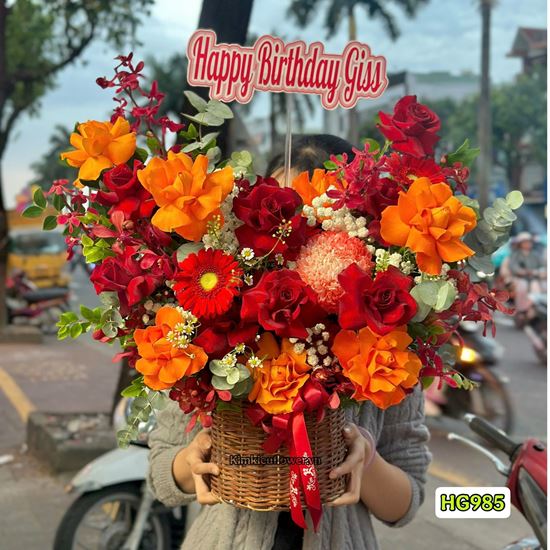 Giỏ hoa chúc mừng tone đỏ cam mix cúc mẫu đơn - HG985