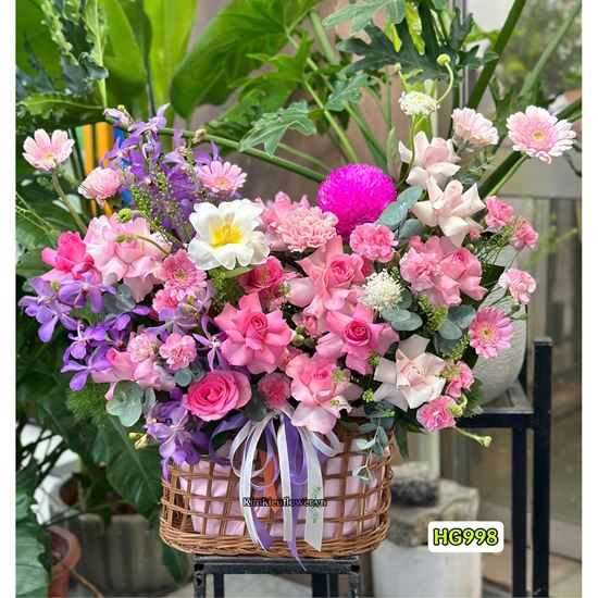Picture of Giỏ hoa chúc mừng tone hồng mix lan tím và tulip - HG998
