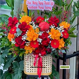 Picture of Giỏ hoa chúc mừng tone đỏ cam mix cúc mẫu đơn - HG1003