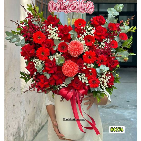 Picture of Bình hoa chúc mừng tone đỏ mix cúc mẫu đơn - BI376