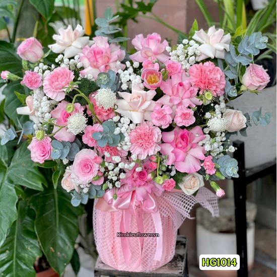 Picture of Giỏ hoa chúc mừng tone hồng mix tulip - HG1014