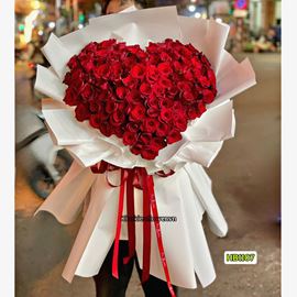 Picture of Bó hoa trái tim 101 hồng đỏ eku - HT1107