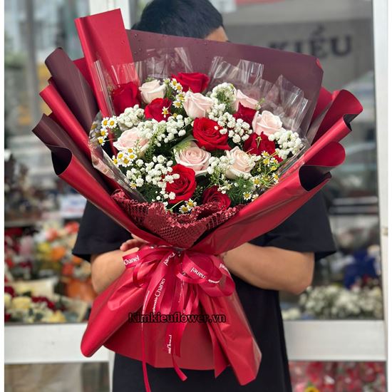 Picture of Bó hoa hồng đỏ mix hồng kem - HT911
