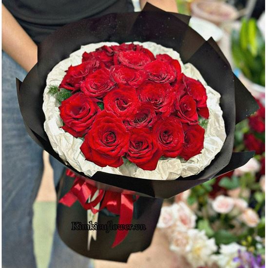 Picture of Bó hoa kiểu tròn hồng đỏ eku - HT747