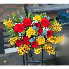 Picture of Đĩa hoa bục phát biểu tone đỏ vàng - ĐH61