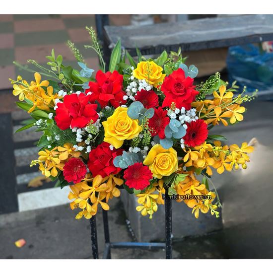 Picture of Đĩa hoa bục phát biểu tone đỏ vàng - ĐH61