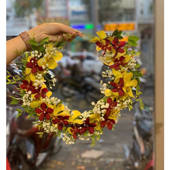 Picture of Vòng hoa lan vàng mix lan đỏ - BH24