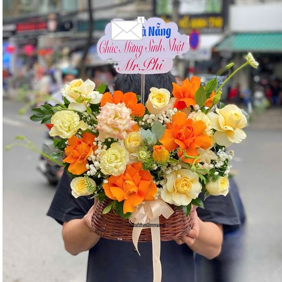 Picture of Giỏ hoa chúc mừng tone vàng cam mix cát tường - HG1051