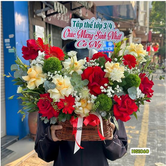 Picture of Giỏ hoa chúc mừng tone đỏ vàng mix green wisky - HG1060