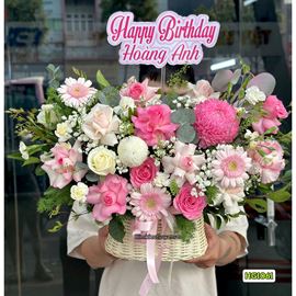 Picture of Giỏ hoa chúc mừng tone hồng mix cúc pingpong - HG1061