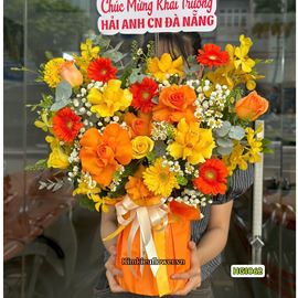Picture of Giỏ hoa chúc mừng tone vàng cam - HG1062