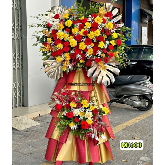 Picture of Kệ hoa chúc mừng tone đỏ vàng - KH603