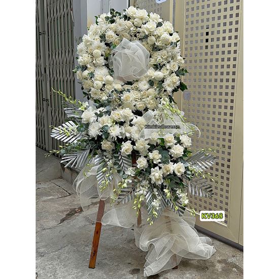 Picture of Vòng hoa chia buồn tone trắng - KV368