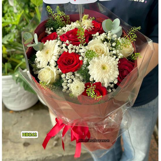 Picture of Bó hoa chúc mừng tone đỏ kiểu bó tròn - HB1162