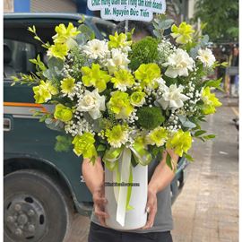Picture of Bình hoa chúc mừng tone xanh lá - BI386