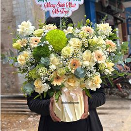 Picture of Giỏ hoa chúc mừng tone xanh lá - HG1074