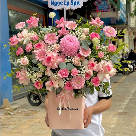 Picture of Giỏ hoa chúc mừng tone hồng - HG1076