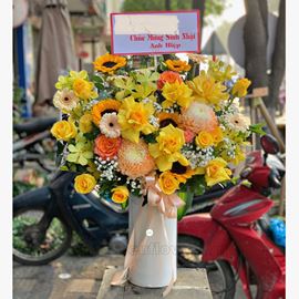 Bình hoa hồng vàng, cúc mẫu đơn - BI168