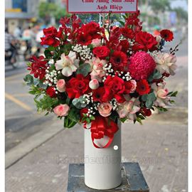 Bình hoa hồng đỏ, cúc mẫu đơn - BI169