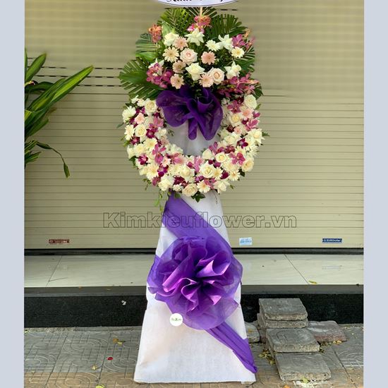 Vòng hoa viếng hồng trắng, lan tím-KV47