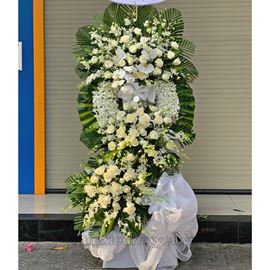Vòng hoa viếng lan trắng, hồ điệp - KV115