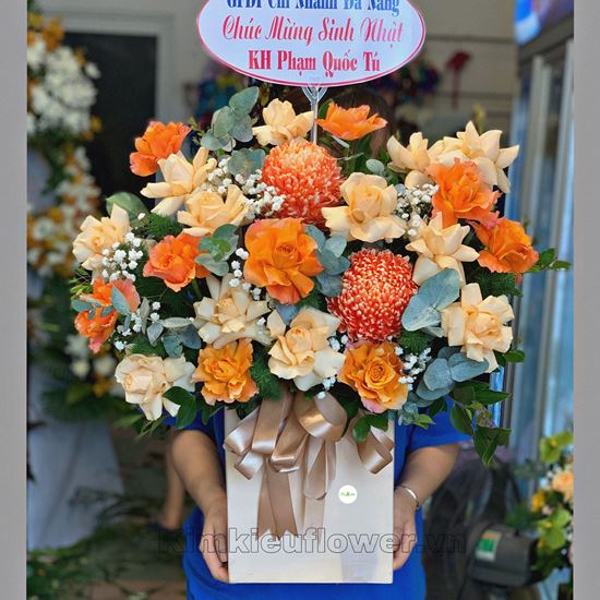giỏ hoa hồng cam, cúc mẫu đơn - HG319