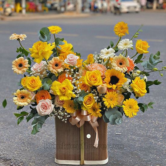 Giỏ hoa hồng vàng , đồng tiền vàng - HG331 