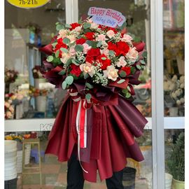 Bó hoa hồng kem, đỏ - HB355