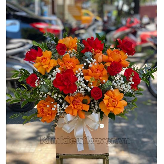 giỏ hoa hồng đỏ, cam - HG359