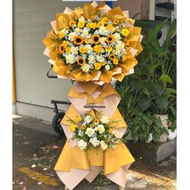 Picture of Kệ hoa chúc mừng tone vàng - KH491