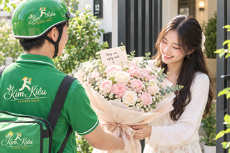 Bí Ẩn Đằng Sau Nụ Cười: Vì Sao Nhận Hoa Lại Khiến Chúng Ta Hạnh Phúc Đến Vậy?
