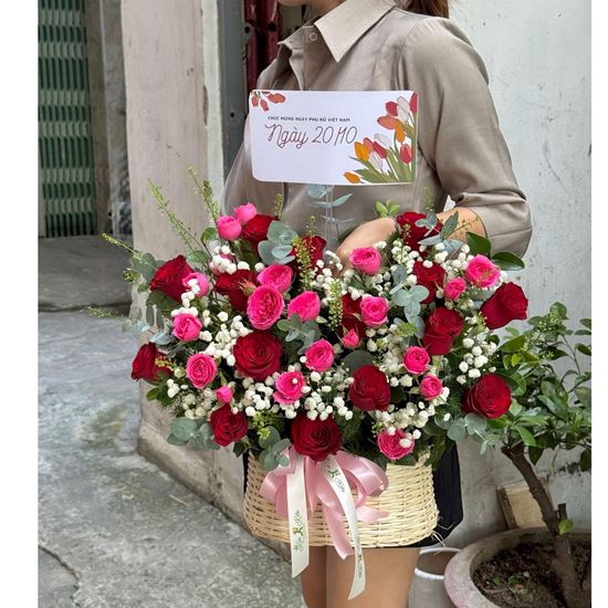 Picture of Giỏ hoa chúc mừng tone đỏ hồng - HQ102