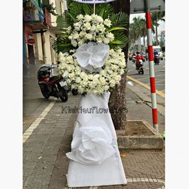 Vòng hoa viếng cúc trắng, hồng trắng - KV122