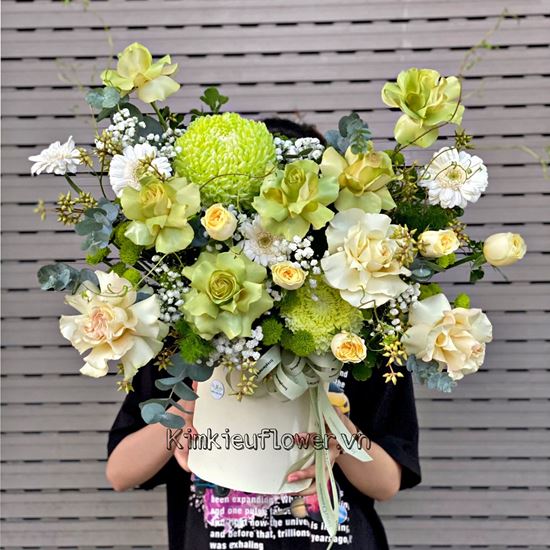 Giỏ hoa hồng xanh, cúc mẫu đơn - HG397