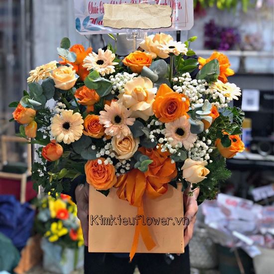 Giỏ hoa hồng cam, đồng tiền nhí - HG403