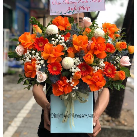 Giỏ hoa hồng cam,pingpong trắng - HG509