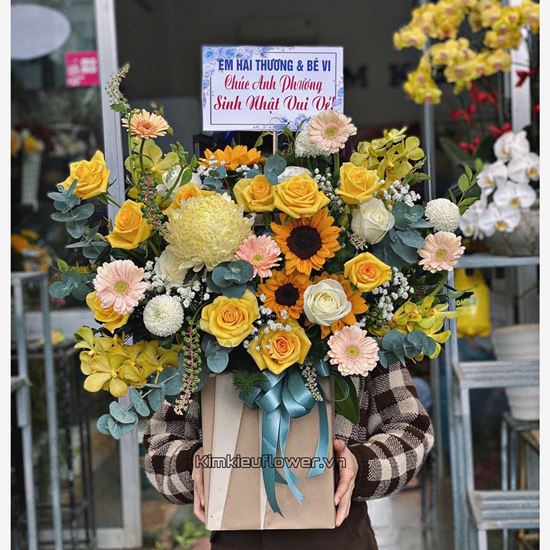 Giỏ hoa hồng vàng, cúc mẫu đơn - HG539