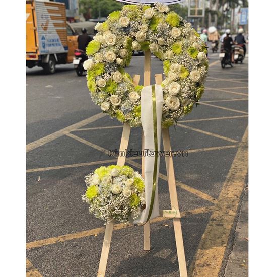 Vòng hoa viếng cúc xanh, hoa hồng - KV148