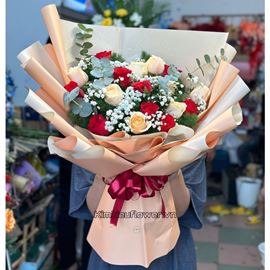 Bó hoa hồng đỏ, mỡ gà - HB447