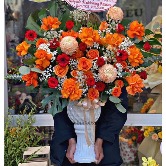 Bình hoa hồng, cúc mẫu đơn - BI240