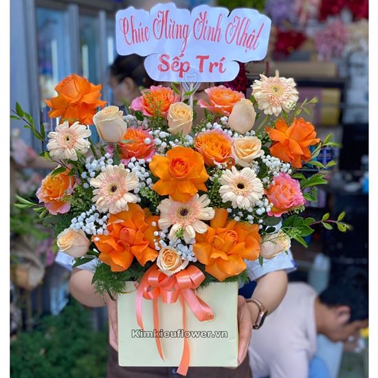 GIỎ HOA HỒNG CAM, ĐỒNG TIỀN -HG577