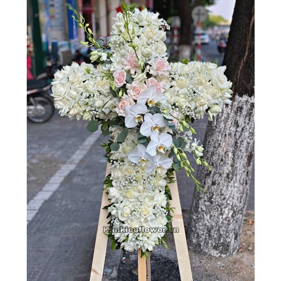 Kệ hoa viếng thánh giá - KV155