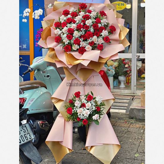 Kệ hoa chúc mừng kem, đỏ- KH182