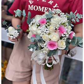 Bó hoa cưới hồng trắng mix lạc thần - HC79