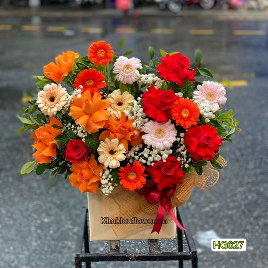 giỏ hoa chúc mừng tone đỏ cam - HG627