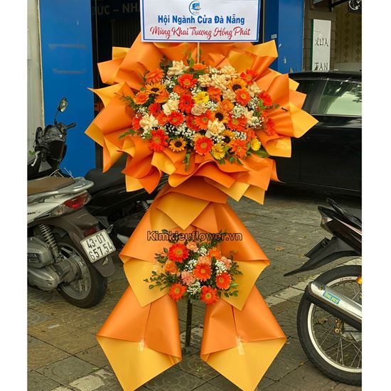 Kệ hoa chúc mừng cam vàng - KH213