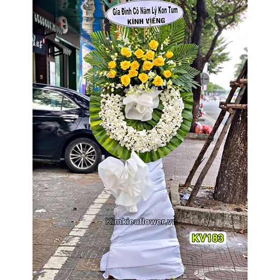 Vòng hoa viếng lan trắng mix vàng - KV183