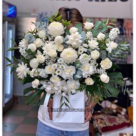 giỏ hoa viếng cúc mẫu đơn - GV12