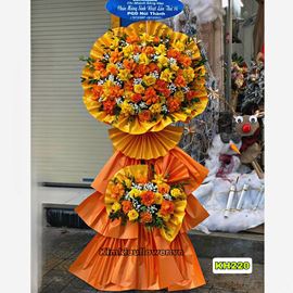 Kệ hoa chúc mừng màu vàng, cam - KH220